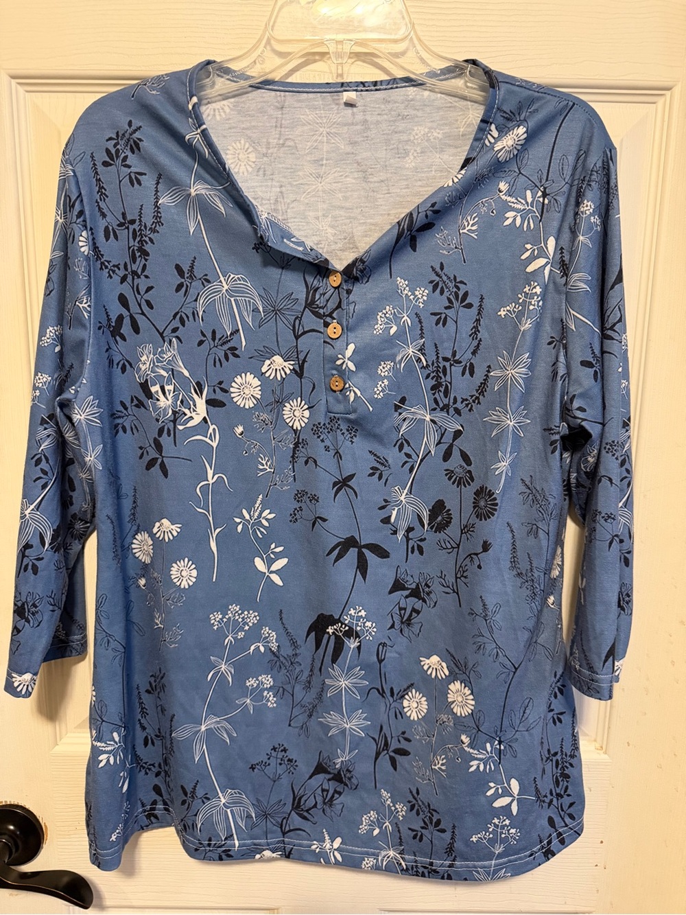 Women's Blue Floral Print 3/4 Sleeve Tunic Top
